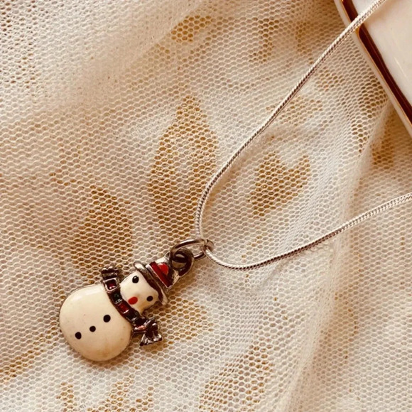 Vintage Snowman Pendant Fashion Necklace - Picture 2 of 4